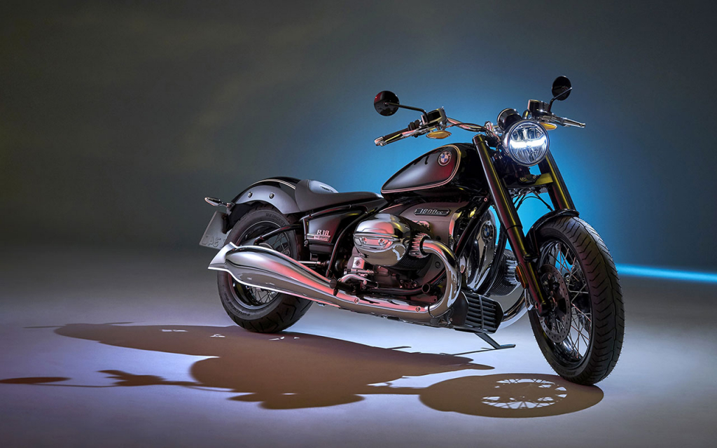 BMW R18 First Edition