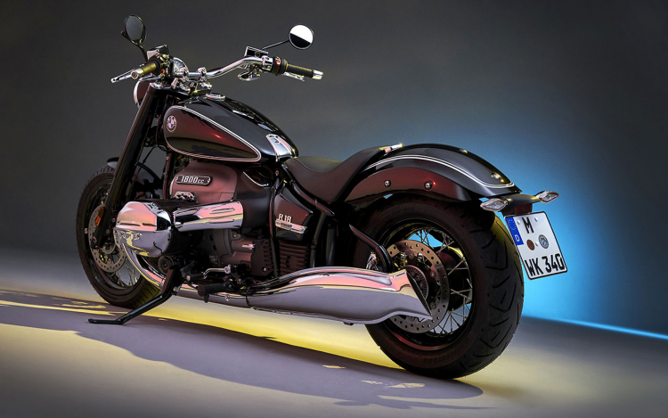 moto custom softail cantilver