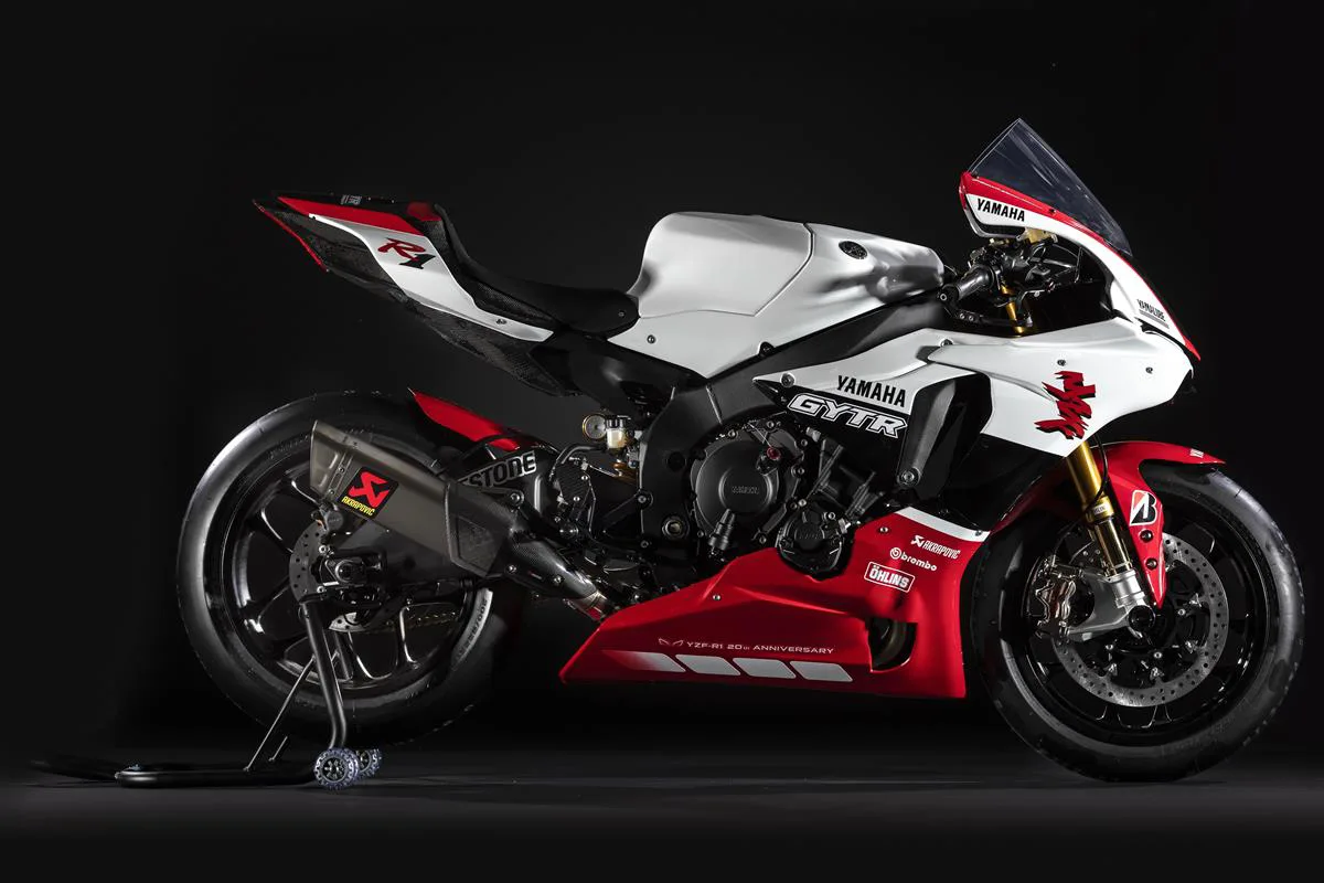 Yamaha R1 