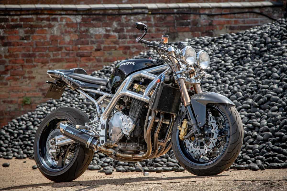 Suzuki GSXR 1100 streetfighter