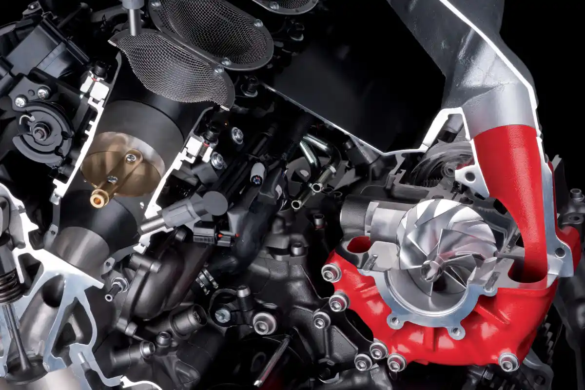 éclaté du moteur H2 Ninja Kawasaki 