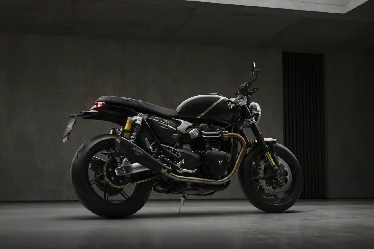 Triumph Speed Twin 1200 TFC moto néo-vintage